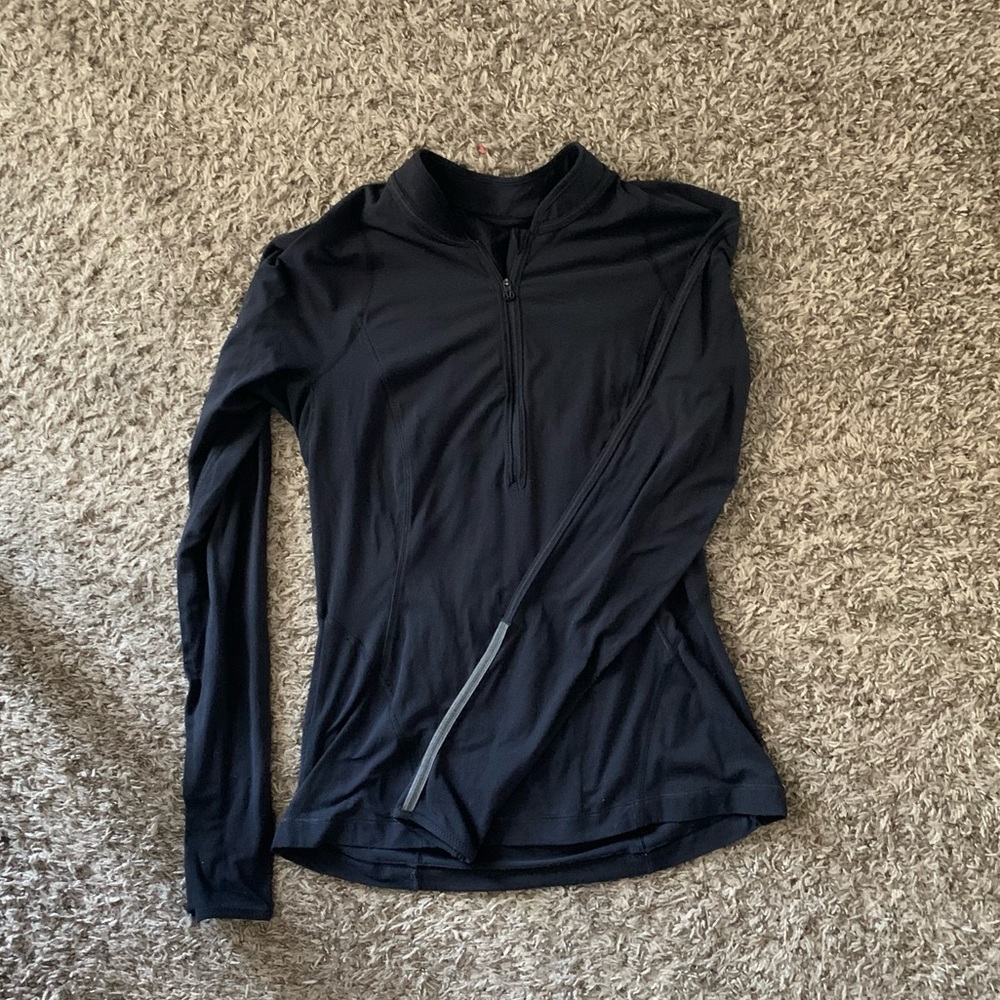 Lululemon black quarter zip